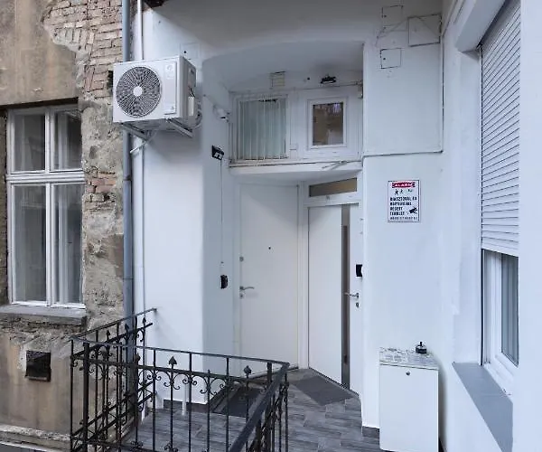 Apartament Urban Oasis *