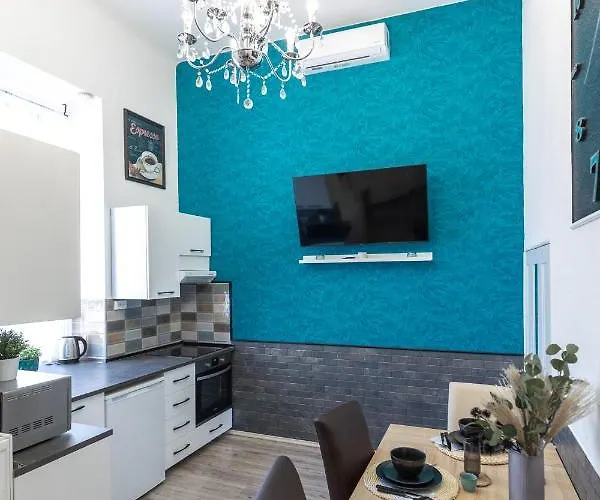 Apartament Urban Oasis *