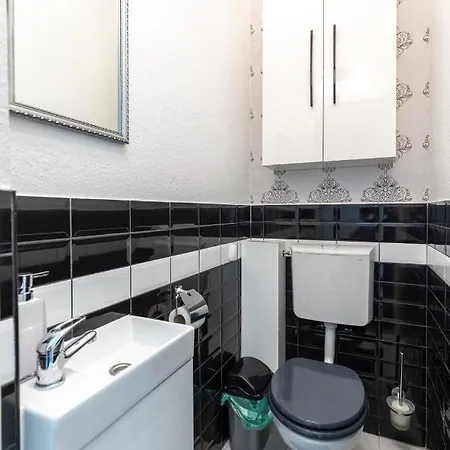 Urban Oasis Apartmán